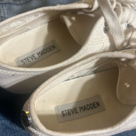 Steve Madden Shoes - Picture 3 of 5